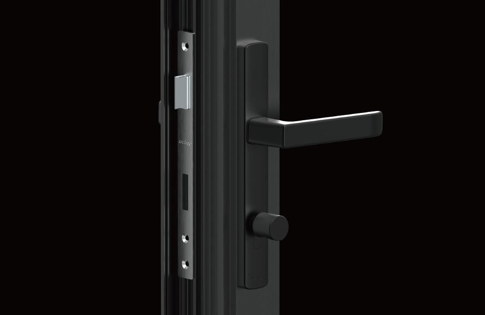 Unified German style handle with thick and majestic appearance